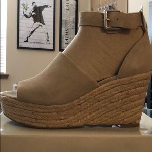 Marc Fisher Cala Wedge Sandals